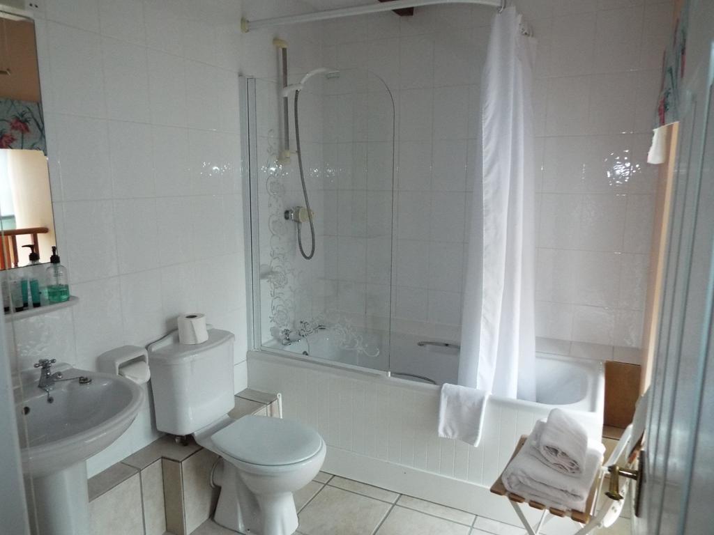 نورث هامبتون Roade House Hotel المظهر الخارجي الصورة